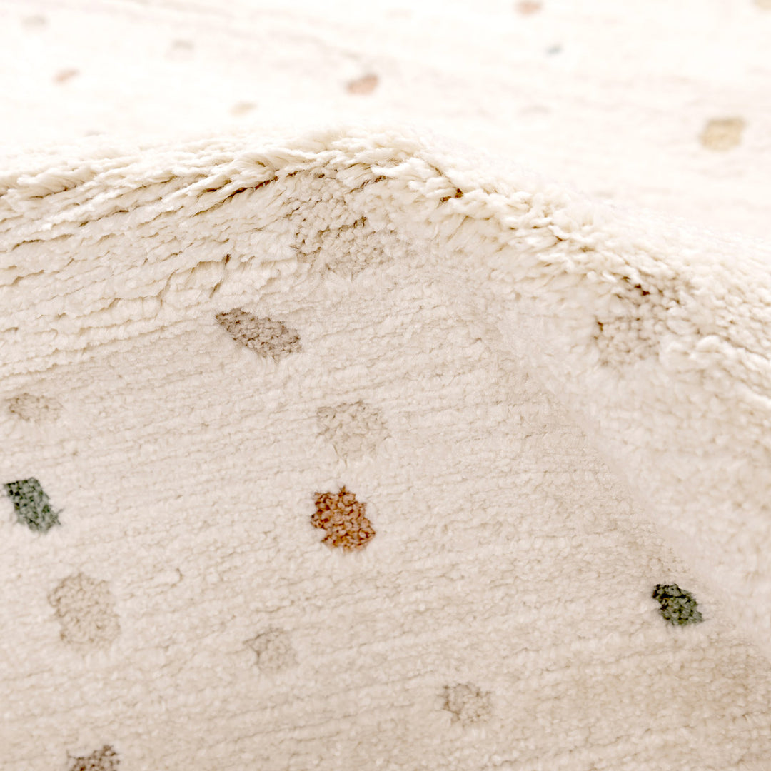 שטיח נקודות 01 קרם