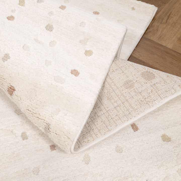 שטיח נקודות 01 קרם