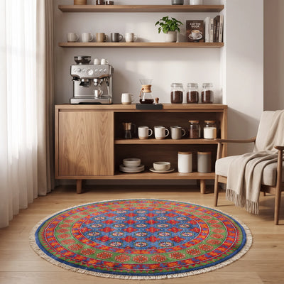 שטיח אפגני בוכרה עגול 00 אדום/כחול 150*146 | Bokhara Rug, Dreamy Morning Glow, styled props.