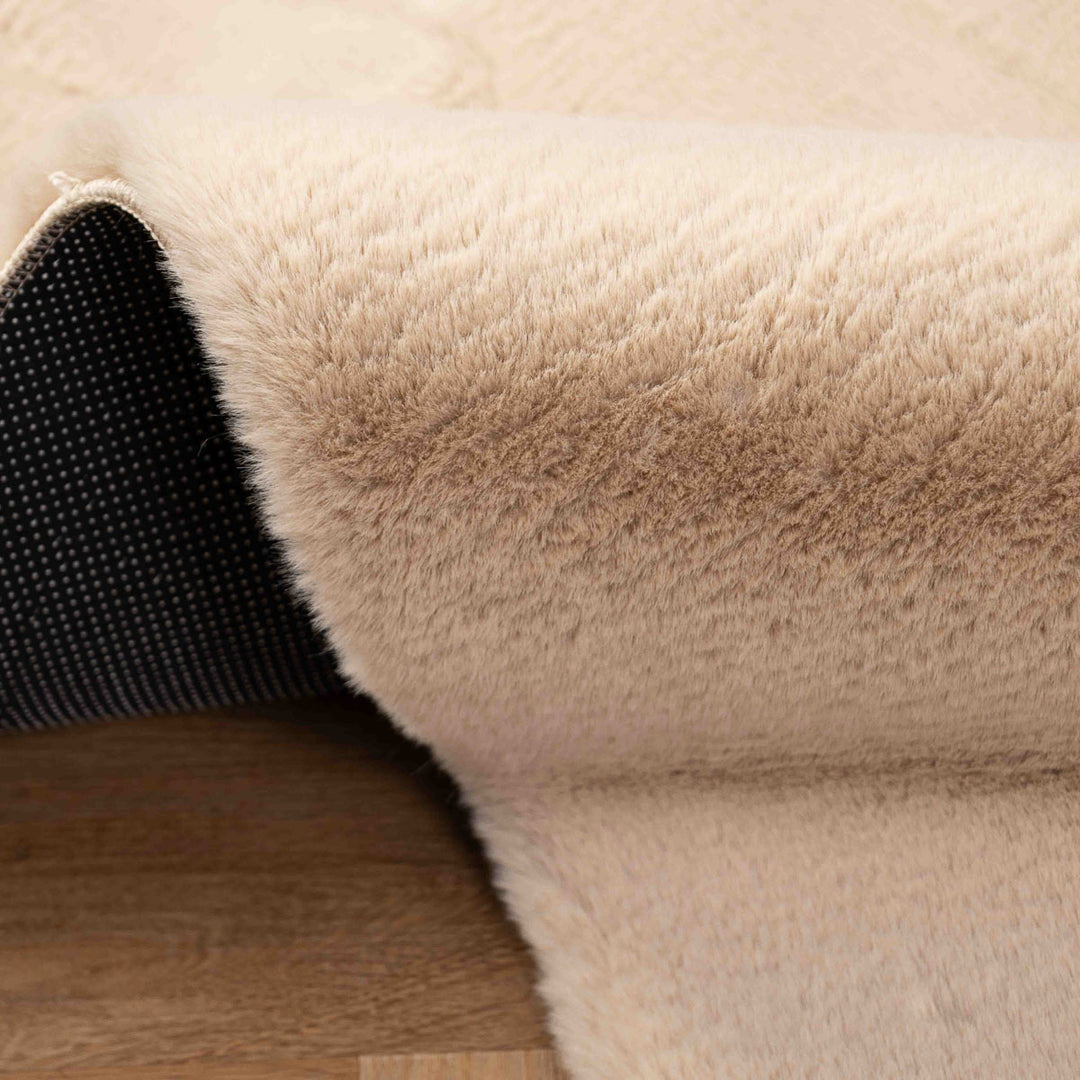 שטיח שאגי פרווה 01 בז' | Shagy