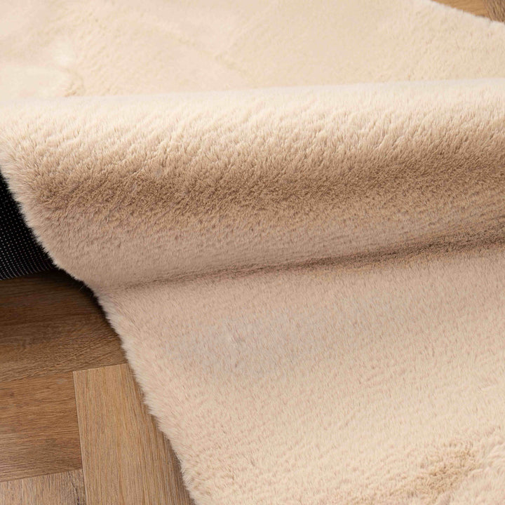 שטיח שאגי פרווה 01 בז' | Shagy