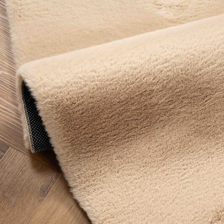 שטיח שאגי פרווה 01 בז' | Shagy