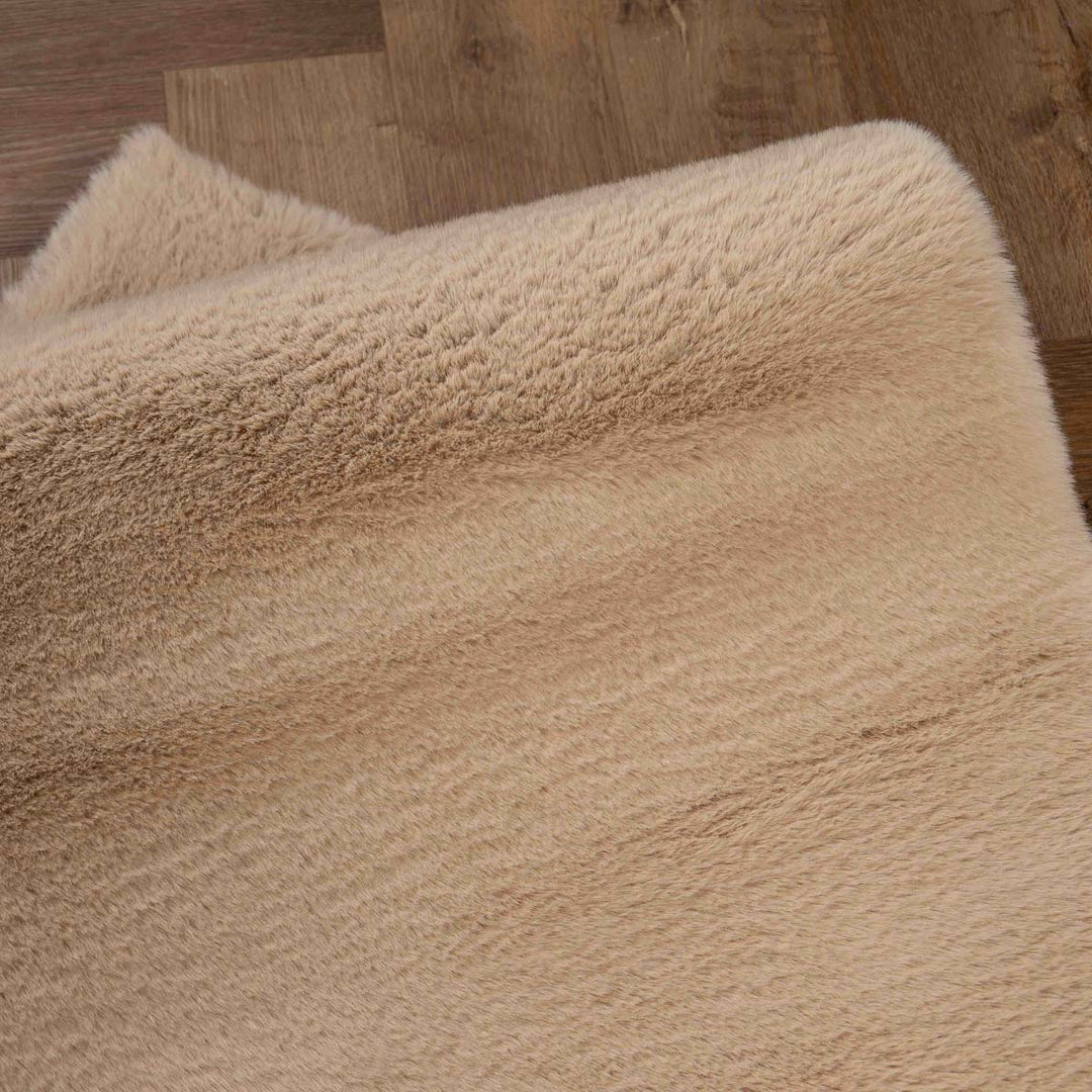 שטיח שאגי פרווה 01 בז' | Shagy