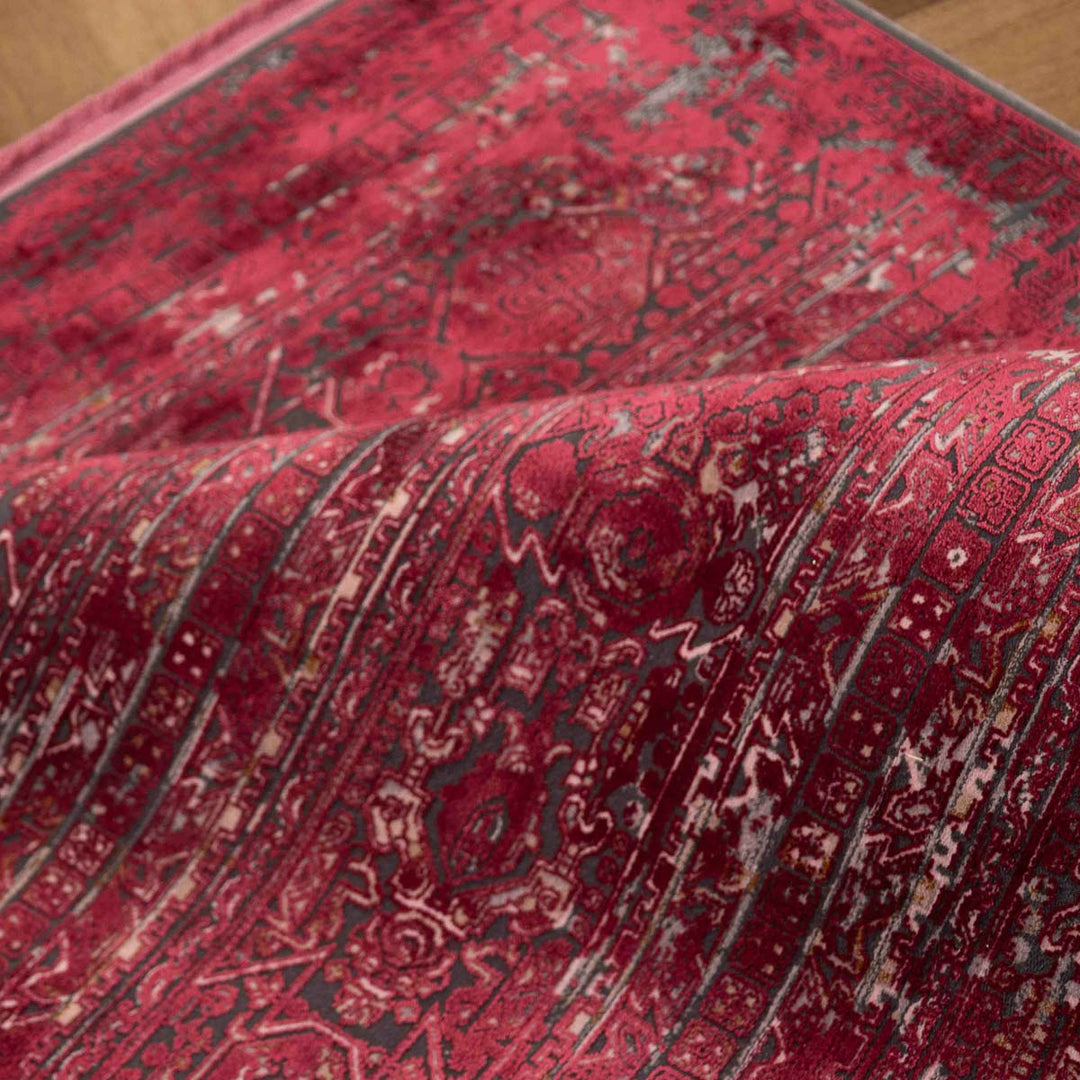 שטיח היסטוריה 09 דובדבן | Historia