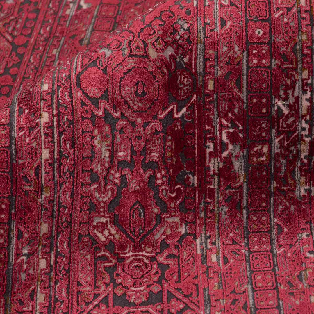 שטיח היסטוריה 09 דובדבן | Historia