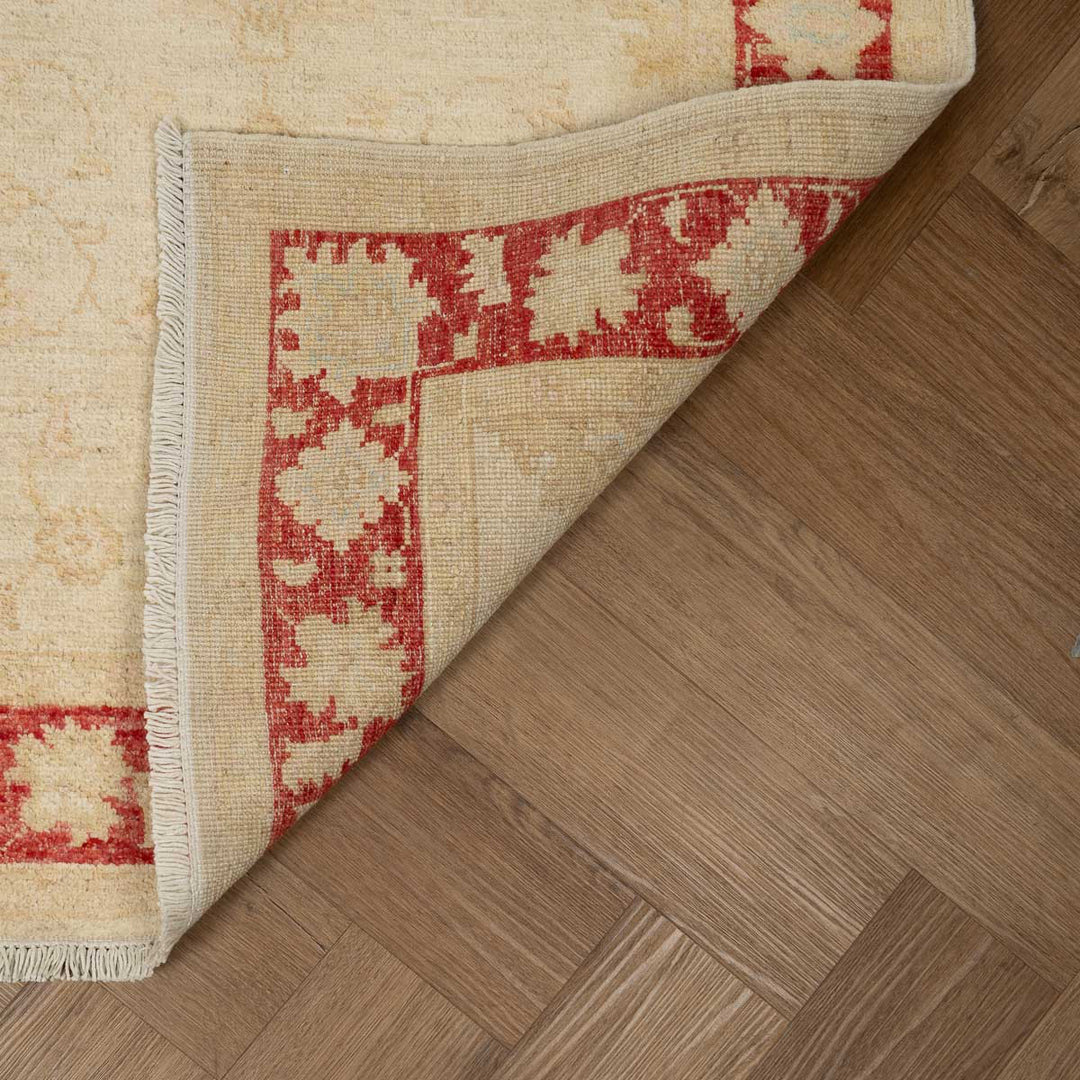 שטיח סופר זיגלר 00 בז' מסגרת בריק  Zigler | 84*295