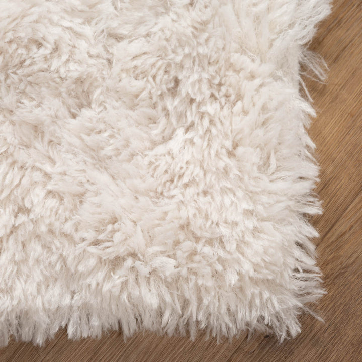 שטיח מליבו שאג 01 בז' בהיר | Malibu Shag