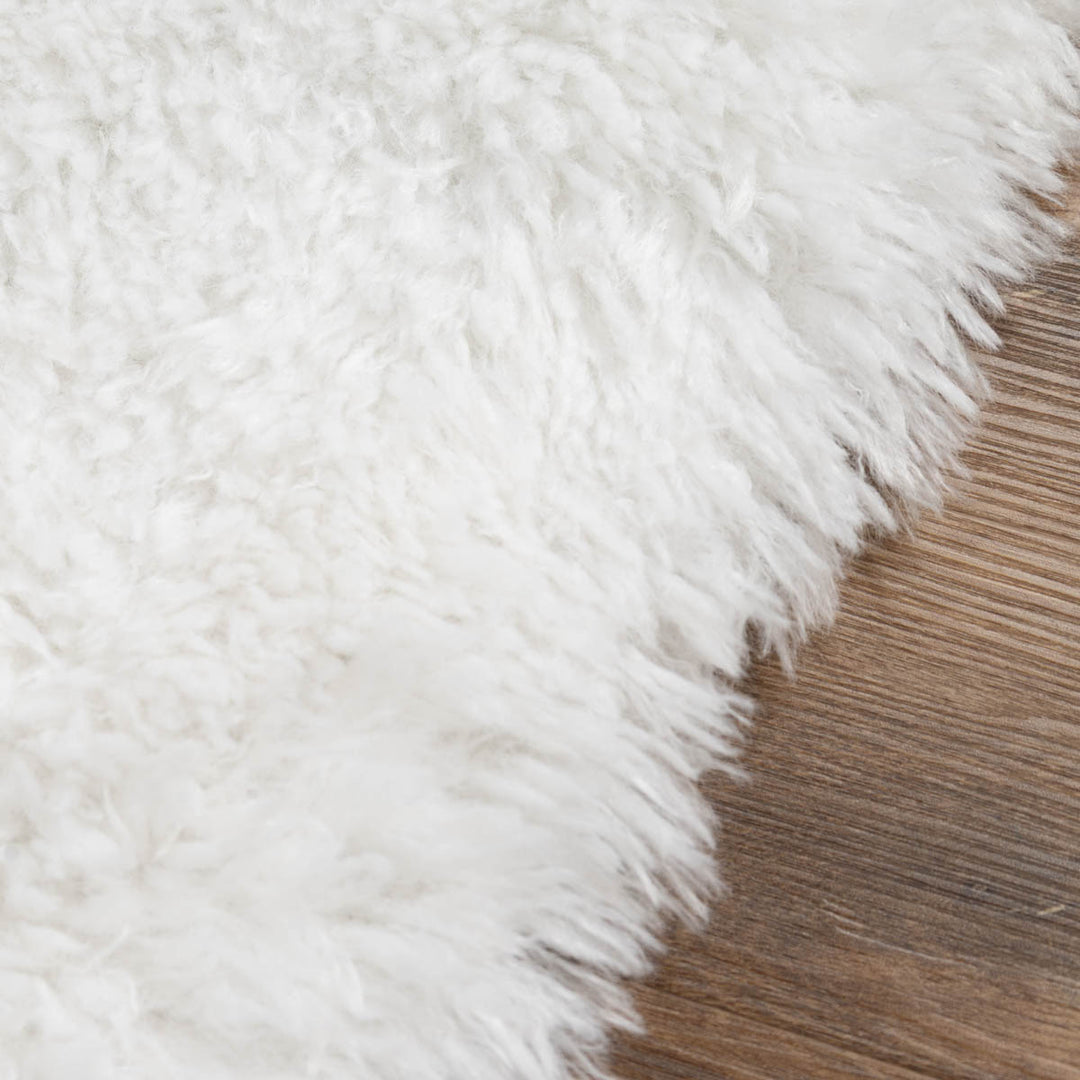 שטיח מליבו שאג 01 לבן | Malibu Shag