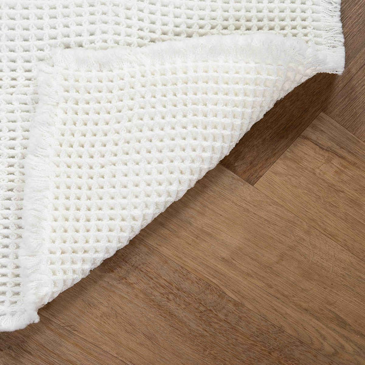 שטיח אמבט אוסקר משובץ 01 לבן | Oscar