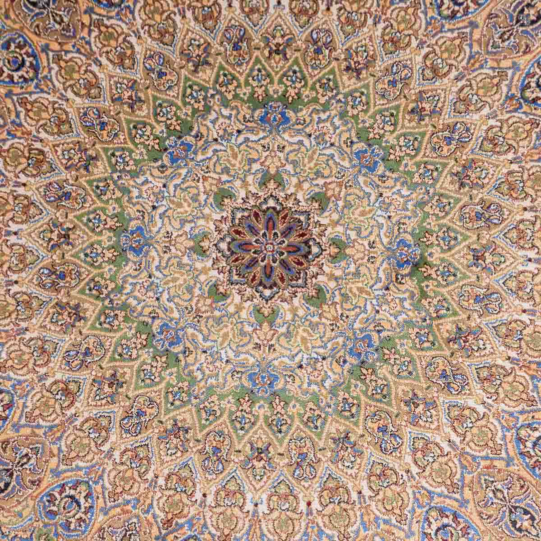 שטיח קום משי ירוק 12 ירוק | QOM