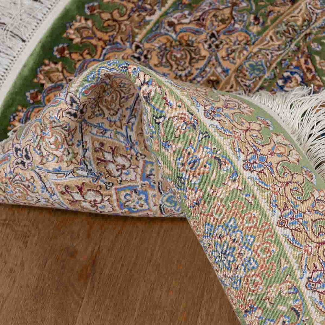 שטיח קום משי ירוק 12 ירוק | QOM