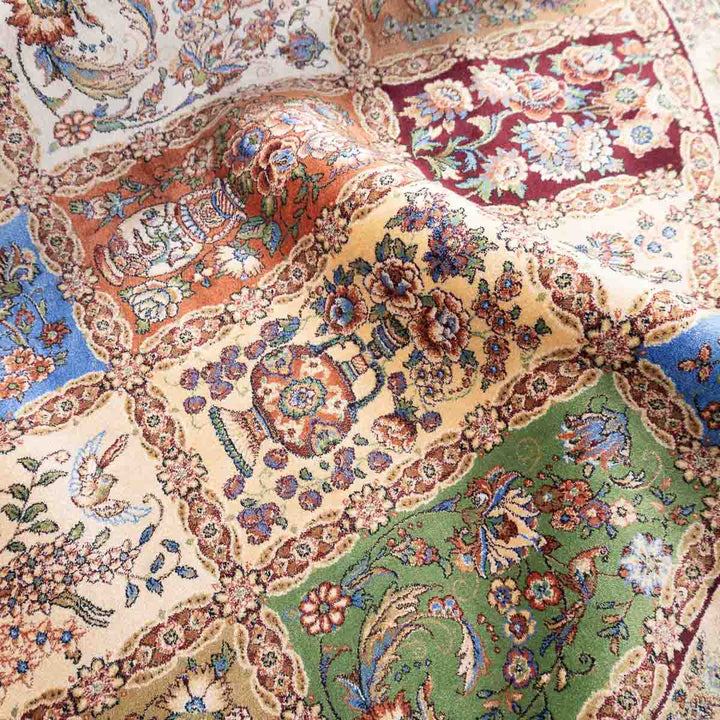 שטיח קום משי ירוק 14 צבעוני | QOM