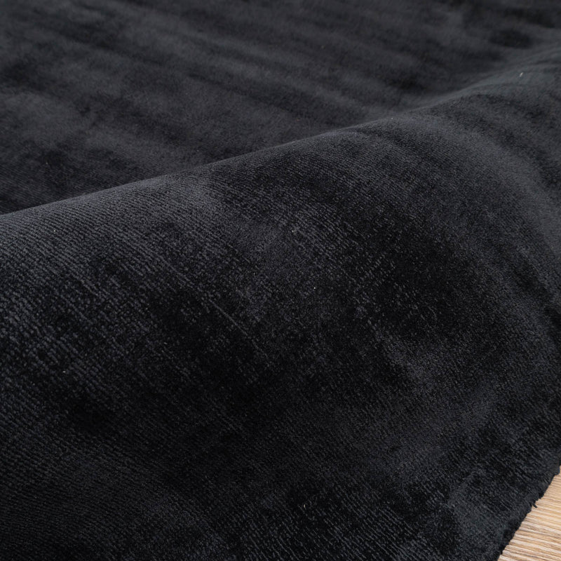 שטיח משי במבוק 01 שחור | Bamboo Silk