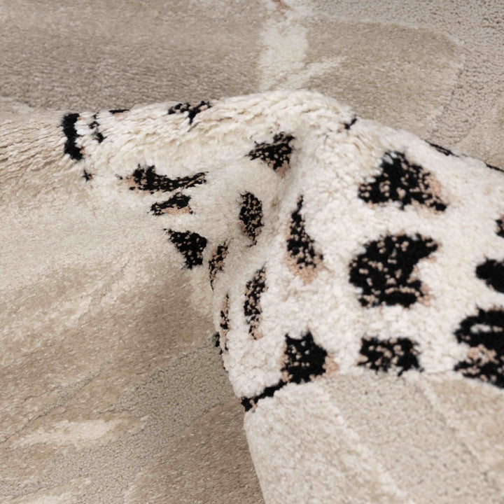 שטיח ג'ירף וקוף 01 בז'