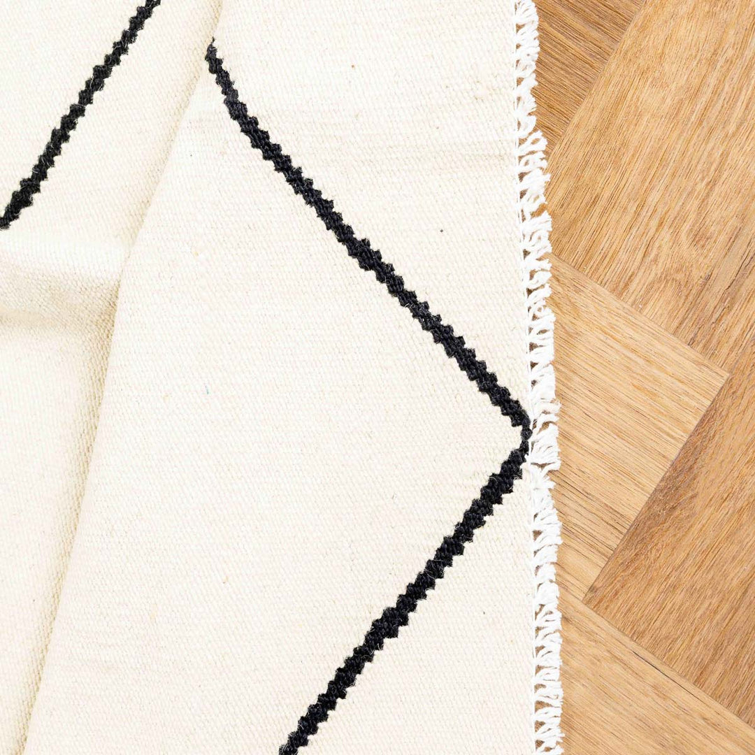 שטיח קילים בוהו 00 קרם/שחור 241*167 | Boho