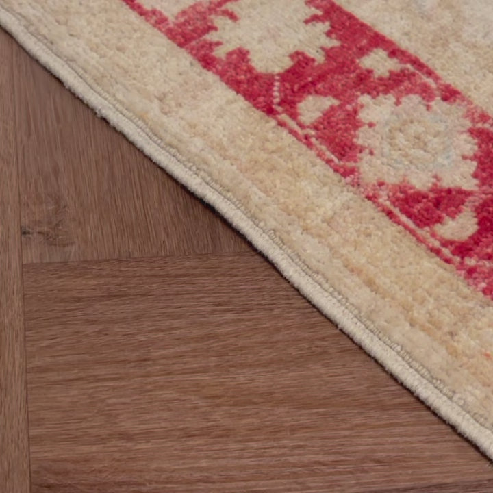 שטיח סופר זיגלר 00 בז' מסגרת בריק  Zigler | 84*295